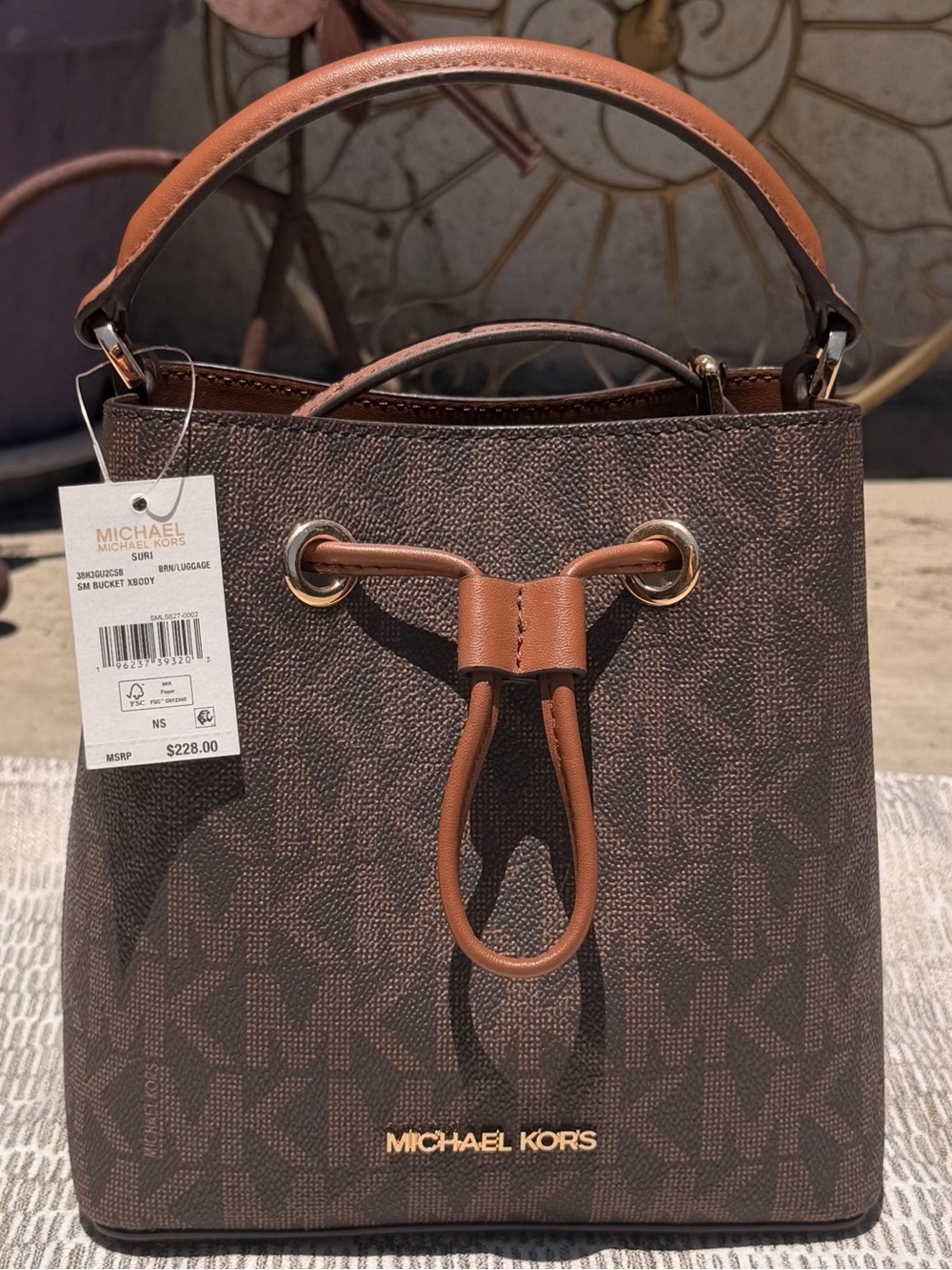 Michael Kors Suri Small Bucket Bag